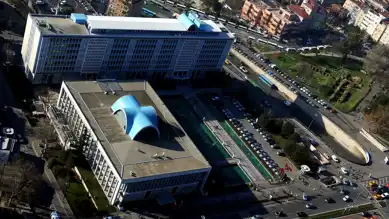 İBB'de Yolsuzluk İddiaları Komisyonu Reddedildi
