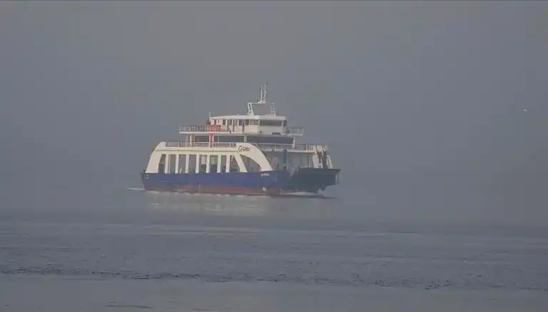 Çanakkale Feribot Seferleri Fırtına Yüzünden İptal Edildi