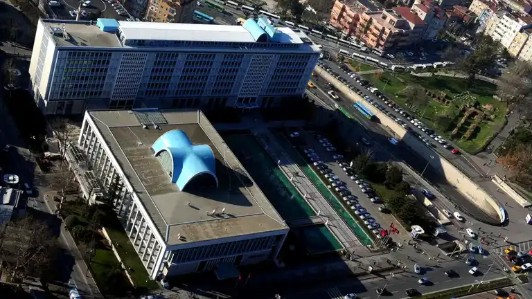 İBB'de Yolsuzluk Operasyonu: 6 Gözaltı