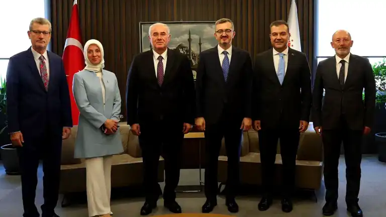 Duran-Akarca Görüşmesi: Etkin İletişim Hedefi